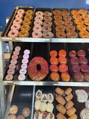 Round Rock Donuts by null