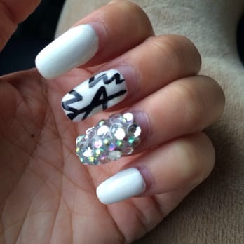 Champion Salon - After 3 weeks, still perfect! - Nail Salons Near Me - San Leandro, California