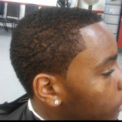 Gentlemans Choice Barbershop - Razor lines