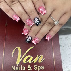 Van Nails & Spa - Halloween nails 2025