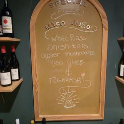 Stone's Throw Pizza