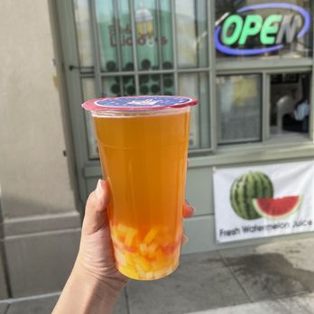 Bobalicious - mango green tea with rainbow jelly - Bubble Tea Near Me - Redwood City, California Bobalicious - mango green tea with rainbow jelly - Bubble Tea Near Me - Redwood City, California
