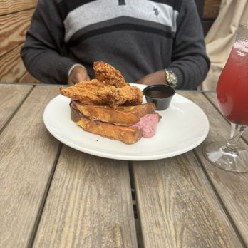 Wicked Sisters - French Toast & chicken - American Near Me - Baltimore, Maryland