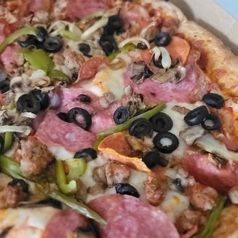 Delish Pizza - Combo - Pizza Near Me - Gold River, California Delish Pizza - Combo - Pizza Near Me - Gold River, California
