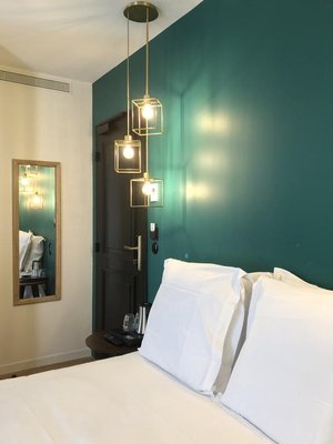 New Hotel Le Voltaire by null