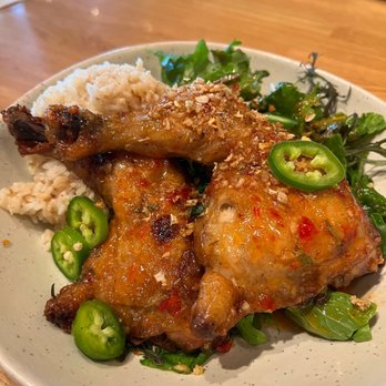 Mahi’ai Table - Crispy confit chicken - Cocktail Bars Near Me - Kapolei, Hawaii