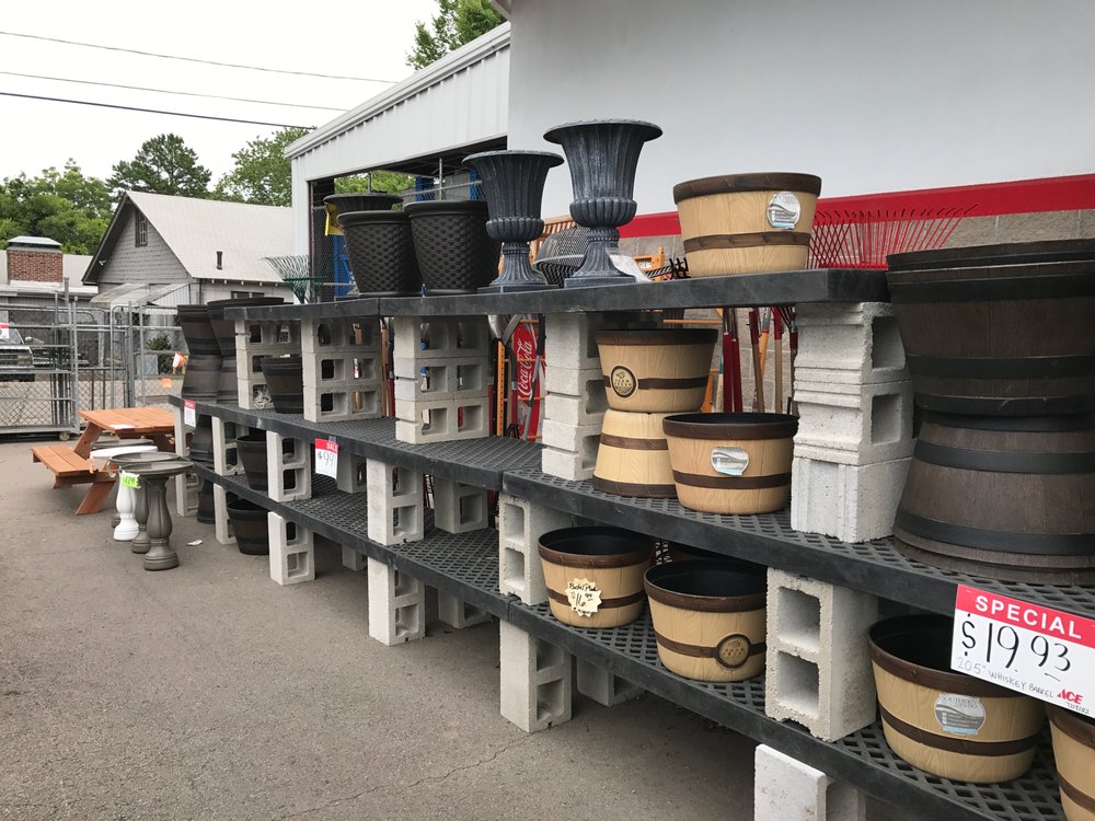 YEAGER ACE HARDWARE Updated September 2024 2619 Rogers Ave, Fort Smith, Arkansas Hardware