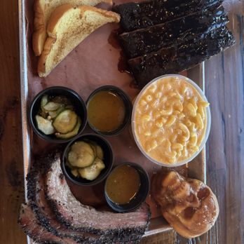 Apocalypse BBQ - 2 platter with brisket, ribs, Mac and cheese, cornbread - Food Trucks Near Me - Miami, Florida