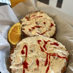 Cheesy jalapeno w/ lox spread
