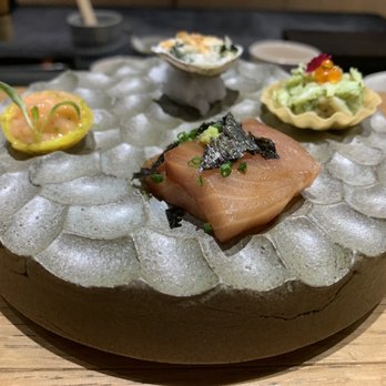 Soseki Modern Omakase - First course, oyster, dungeness crab, salmon and buri. - Sushi Bars Near Me - Winter Park, Florida Soseki Modern Omakase - First course, oyster, dungeness crab, salmon and buri. - Sushi Bars Near Me - Winter Park, Florida