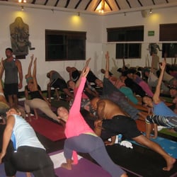 Yoga Company - Las Clases con David Campos E-RYT200
