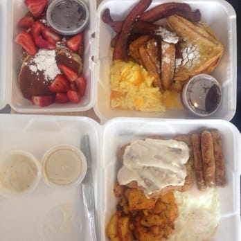 Momo's Cafe - Pancakes, chicken fried steak, sausage, French toast - American Near Me - Vallejo, California Momo's Cafe - Pancakes, chicken fried steak, sausage, French toast - American Near Me - Vallejo, California