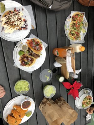 La Capital Tacos by null