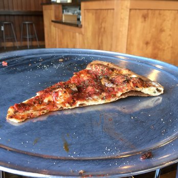 Wy'east Pizza - Pizza Near Me - Milwaukee, Wisconsin