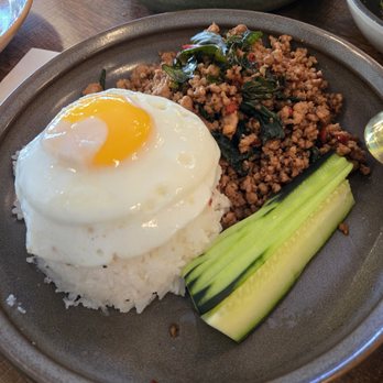 Mahasan - Basil minced pork - Thai Near Me - San Mateo, California Mahasan - Basil minced pork - Thai Near Me - San Mateo, California