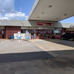 Texaco - Outside the convenience store. Storefront/entrance.