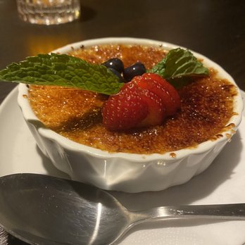 Caps On The Water - Crème Brûlée. It wasn't too sweet and looked beautiful - Seafood Near Me - St Augustine, Florida