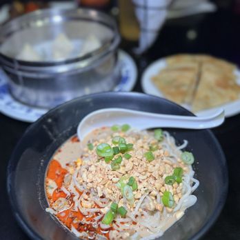 Canaan Cafe - Dan Dan Noodle - Taiwanese Near Me - Lomita, California