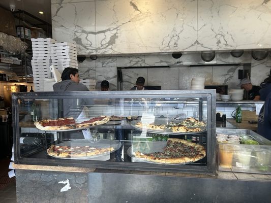 Gjelina Take Away by null