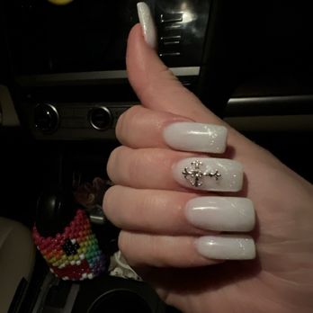 Twinkle Nails & Spa - 4 hour acrylic nails after the first visit - Nail Salons Near Me - San Diego, California Twinkle Nails & Spa - 4 hour acrylic nails after the first visit - Nail Salons Near Me - San Diego, California