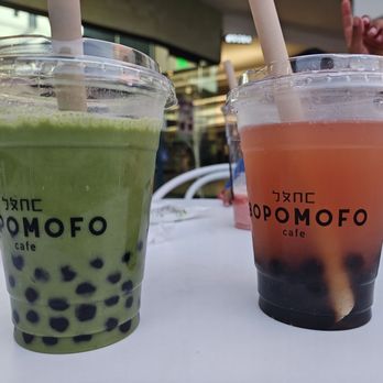Bopomofo Cafe - Strawberry and matcha Boba - Cafes Near Me - Los Angeles, California