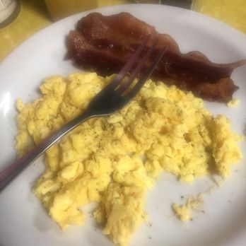 Cafe 67 - Scrambled eggs and bacon - Diners Near Me - Lakeside, California