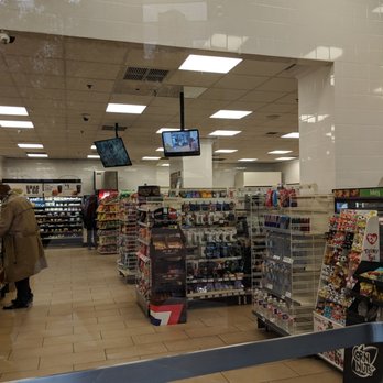 7-Eleven - Plenty of junk food and they take Google pay - Convenience Stores Near Me - Dallas, Texas