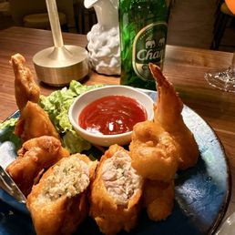 Stuffed chicken wings