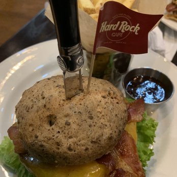 Hard Rock Cafe Manchester - GF BBQ Cheese Burger - American Near Me - Manchester, XGM