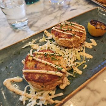 State Fare Kitchen & Bar - Shrimp pasta, crab cakes, fried green tomatoes. - Breakfast & Brunch Near Me - Sugar Land, Texas State Fare Kitchen & Bar - Shrimp pasta, crab cakes, fried green tomatoes. - Breakfast & Brunch Near Me - Sugar Land, Texas