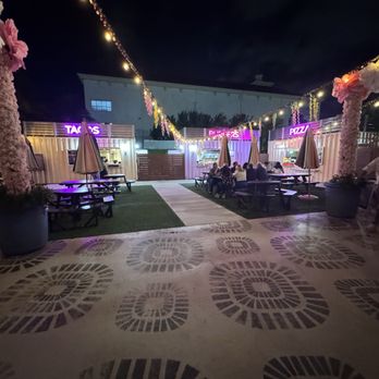 Carousel Club - Cocktail Bars Near Me - Hallandale Beach, Florida Carousel Club - Cocktail Bars Near Me - Hallandale Beach, Florida