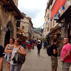 Cité Médiévale de Rocamadour - Sa grande rue commerçante