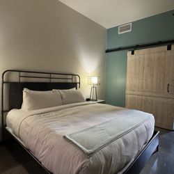 Lone Star Court, Valencia Hotel Collection