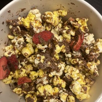 Popkins Magical Popcorn - Dubai Chocolate Strawberry Popcorn. - Popcorn Shops Near Me - Harmony, Pennsylvania Popkins Magical Popcorn - Dubai Chocolate Strawberry Popcorn. - Popcorn Shops Near Me - Harmony, Pennsylvania