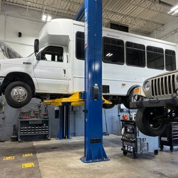 Vaupell Auto Repair - Even 20,000 lbs. Trucks! - Auto Repair Near Me - La Grange Park, Illinois Vaupell Auto Repair - Even 20,000 lbs. Trucks! - Auto Repair Near Me - La Grange Park, Illinois