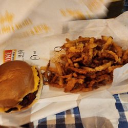 Mighty Fine Burgers University Oaks - 1/2 lb cheeseburger with fries