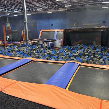 Sky Zone Trampoline Park - Bounce pit - Trampoline Parks Near Me - Deer Park, New York Sky Zone Trampoline Park - Bounce pit - Trampoline Parks Near Me - Deer Park, New York