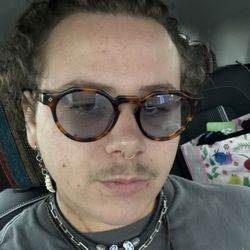 Bella - Fine Jewelry & Piercing - Septum piercing