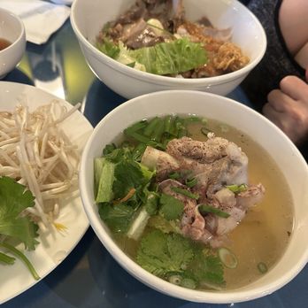 Rong Bien Restaurant - Hu Tieu Mi Bo Kho - Vietnamese Near Me - San Jose, California