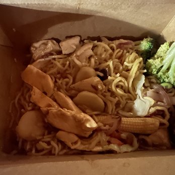 Capt. Cook's - Noodles & Vegetables + Chicken - American Near Me - Lake Buena Vista, Florida Capt. Cook's - Noodles & Vegetables + Chicken - American Near Me - Lake Buena Vista, Florida