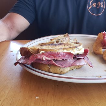 Moab Grill - American Near Me - Moab, Utah