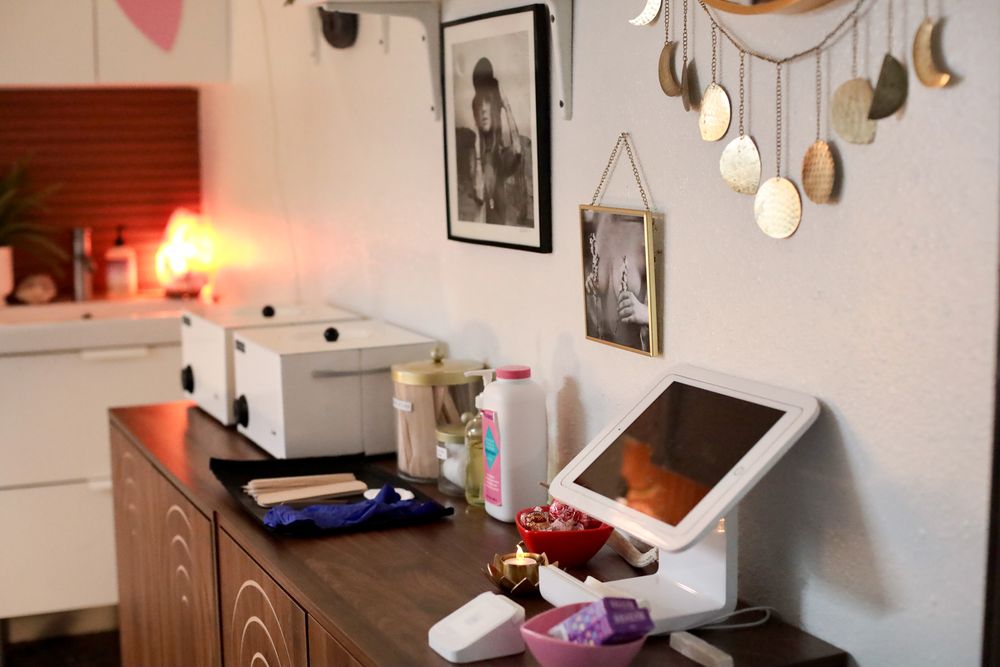 The Waxing Ritual Co. Logo