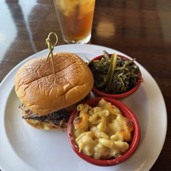 Bludso's BBQ - Brisket Sandwich (Lunch Special) - Barbeque Near Me - Santa Monica, California