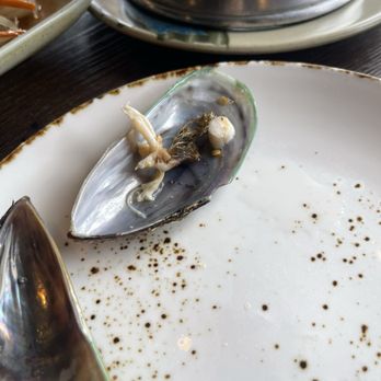Thai Central Cuisine - The mussel was not cleaned properly - Thai Near Me - Los Angeles, California Thai Central Cuisine - The mussel was not cleaned properly - Thai Near Me - Los Angeles, California