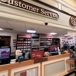 Harris Teeter - Almost always there is no one at the front desk when someone needs something. Truly sad and unprofessional.