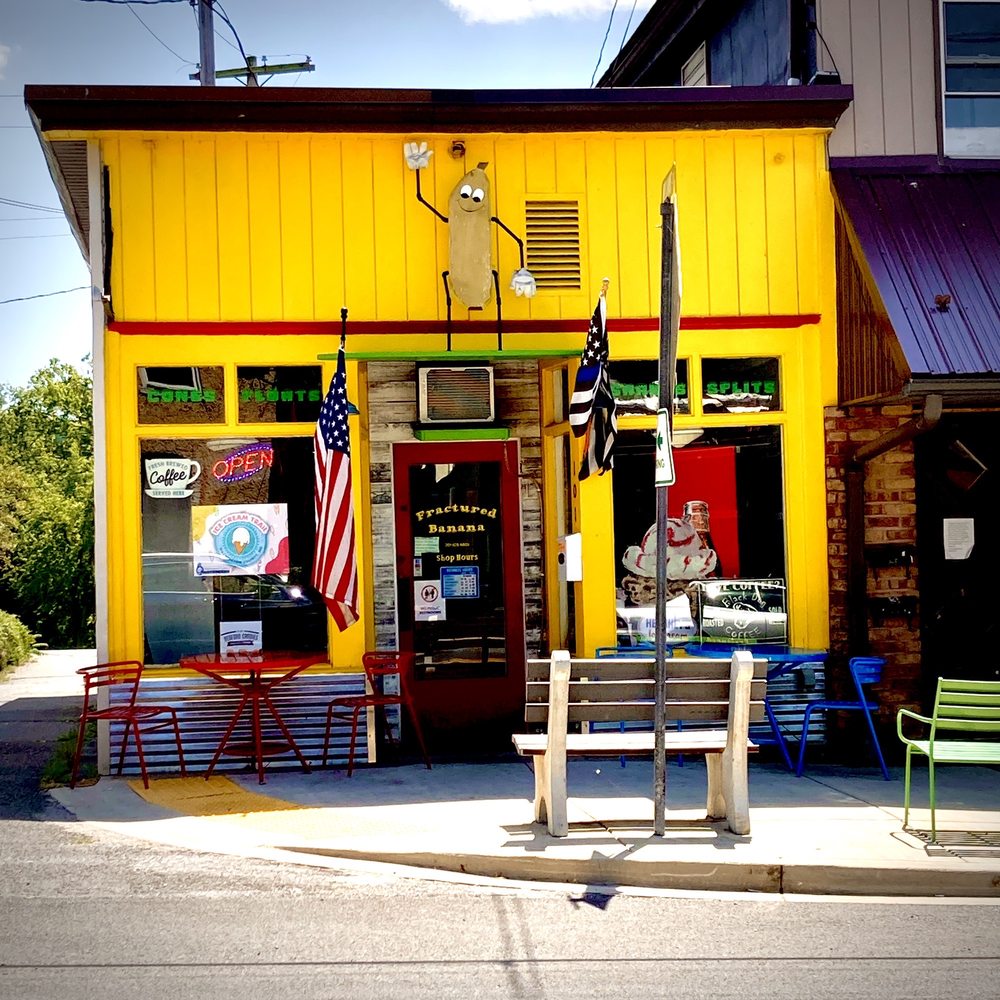 FRACTURED BANANA ICE CREAM SHOP CLOSED Updated July 2024 15