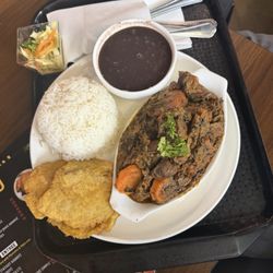 Five O Nine Grill Lounge