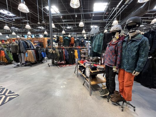 REI Updated July 2025 30 Photos 1720 Shoremeade Rd Mount