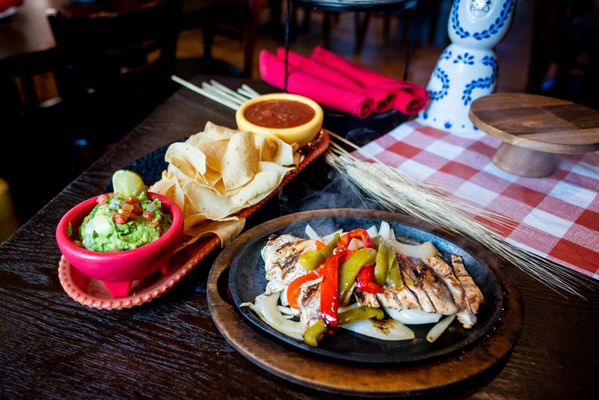 El Mejor Mexican Kitchen + Cantina by null