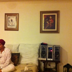 Ashram Guru Ram Das